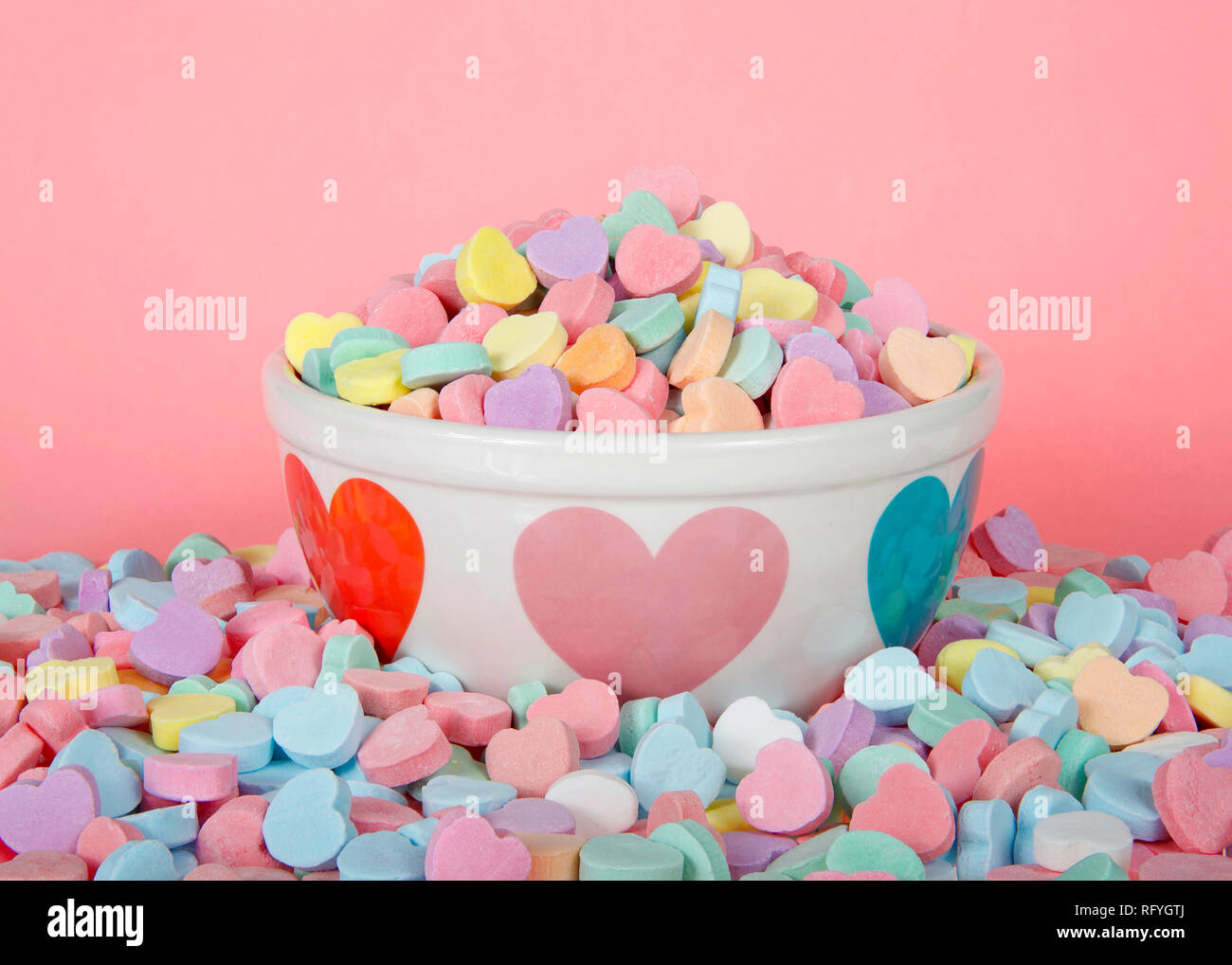 Candy hearts with message holding hires stock photography and images