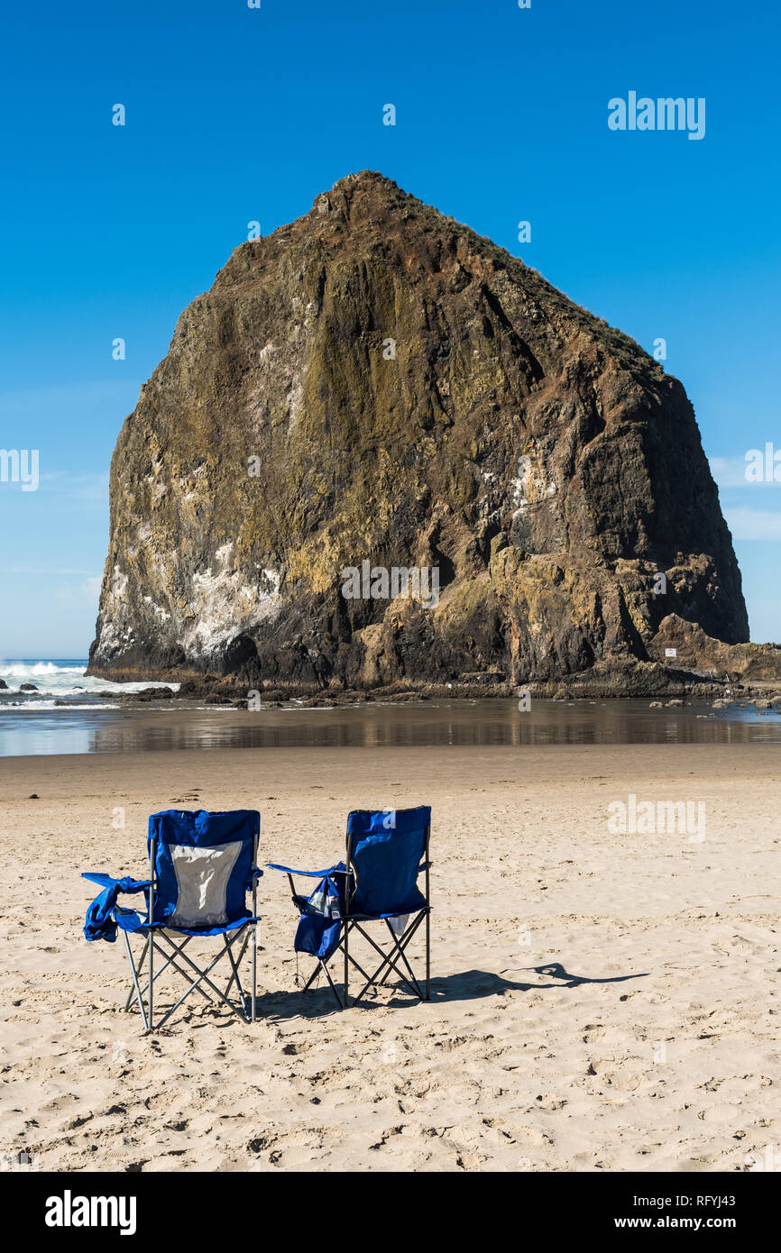 Beach chairs that rock deals