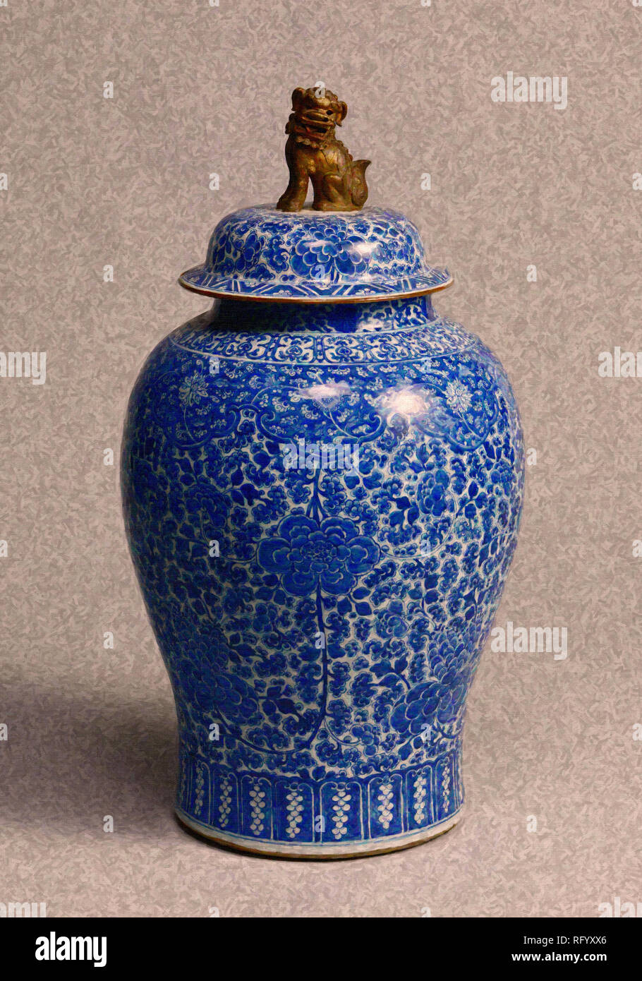 Gold chinoiserie decoration hires stock photography and images Alamy