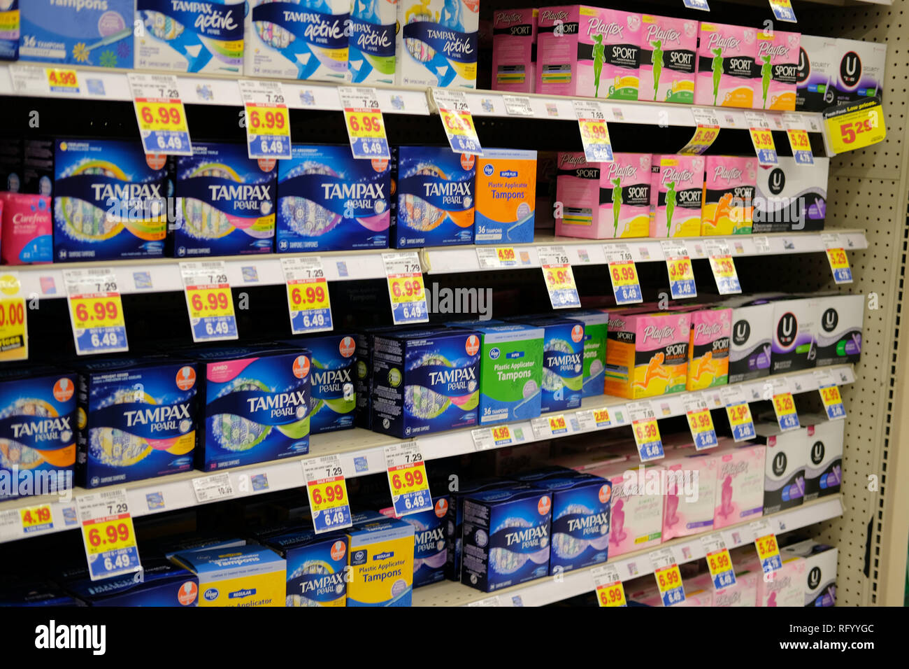 Tampons Store High Resolution Stock Photography and Images - Alamy