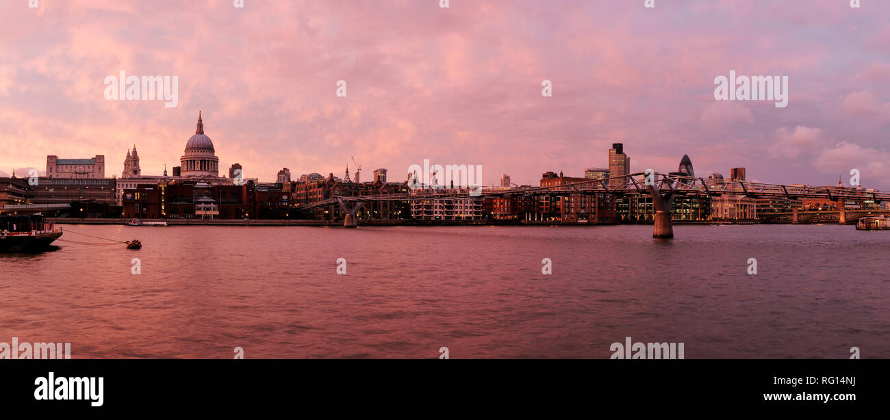 An evening panoramic of the City of London including the River Thames and St Paul's Cathedral Stock Photo