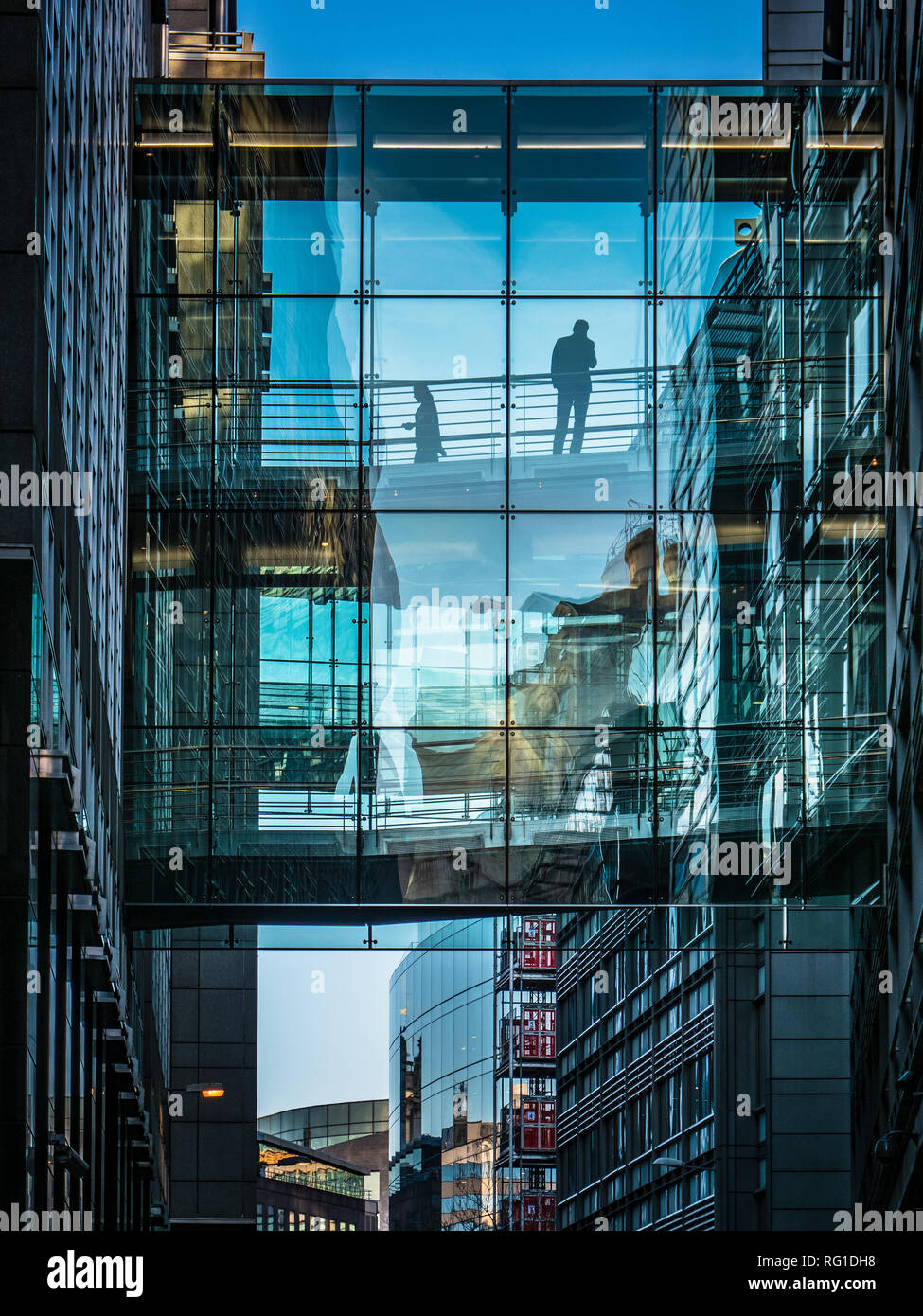 Goldman Sachs London Head Office - multi level walkway between Goldman Sachs London Headquarters offices in central London UK Stock Photo