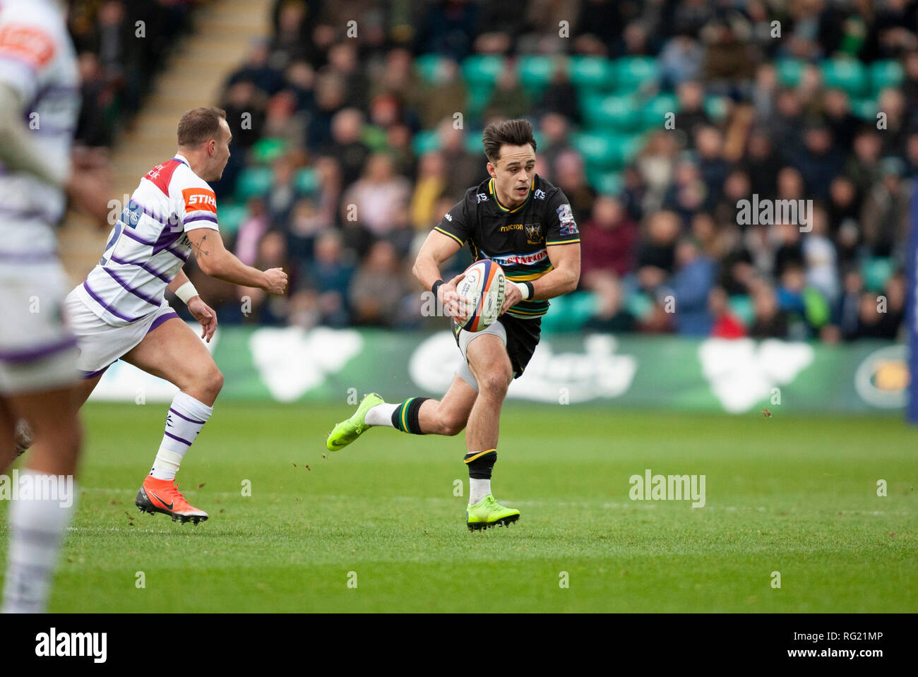 Northampton, UK. 26th January 2019. Tom Collins of Northampton Saints runs with the ball during the Premiership Rugby Cup match between Northampton Saints and Leicester Tigers. Andrew Taylor/Alamy Live News Stock Photo