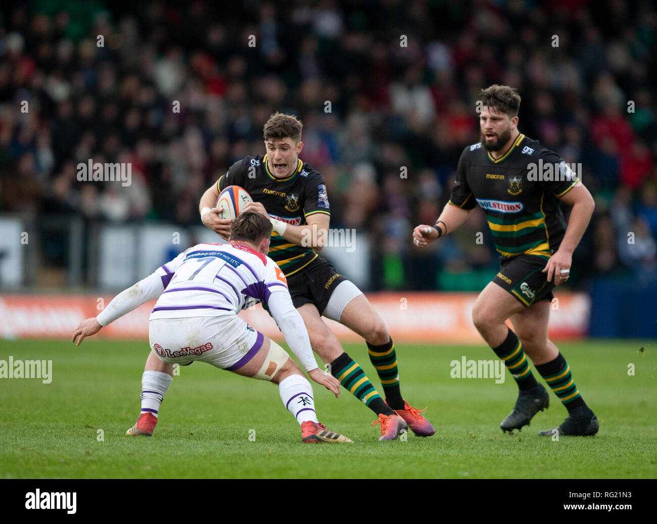 Northampton, UK. 26th January 2019. James Grayson of Northampton Saints runs with the ball during the Premiership Rugby Cup match between Northampton Saints and Leicester Tigers. Andrew Taylor/Alamy Live News Stock Photo