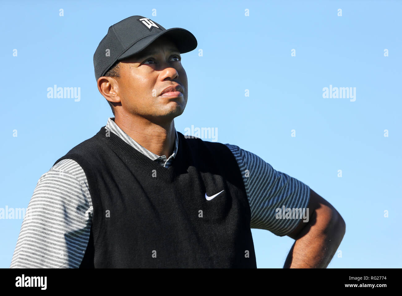 San Diego, CA. 25th Jan, 2019. Tiger Woods looks up in the sky during second round of the Farmers Open at Torrey Pines golf course in San Diego, Ca on January 25, 2019. Jevone Moore Credit: csm/Alamy Live News Stock Photo