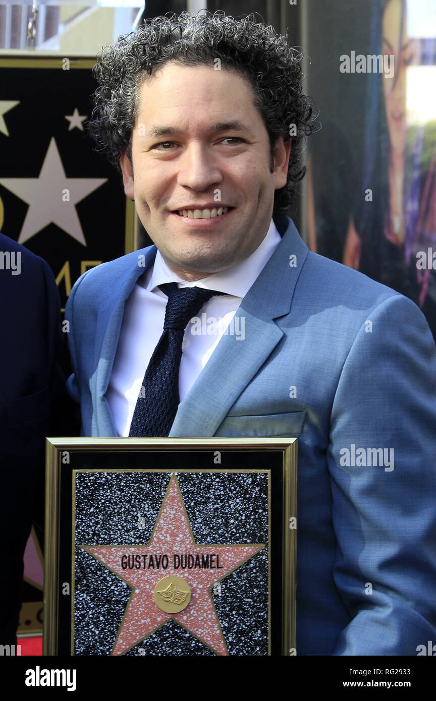 Photo: Gustavo Dudamel honored on Hollywood Walk of Fame in Los