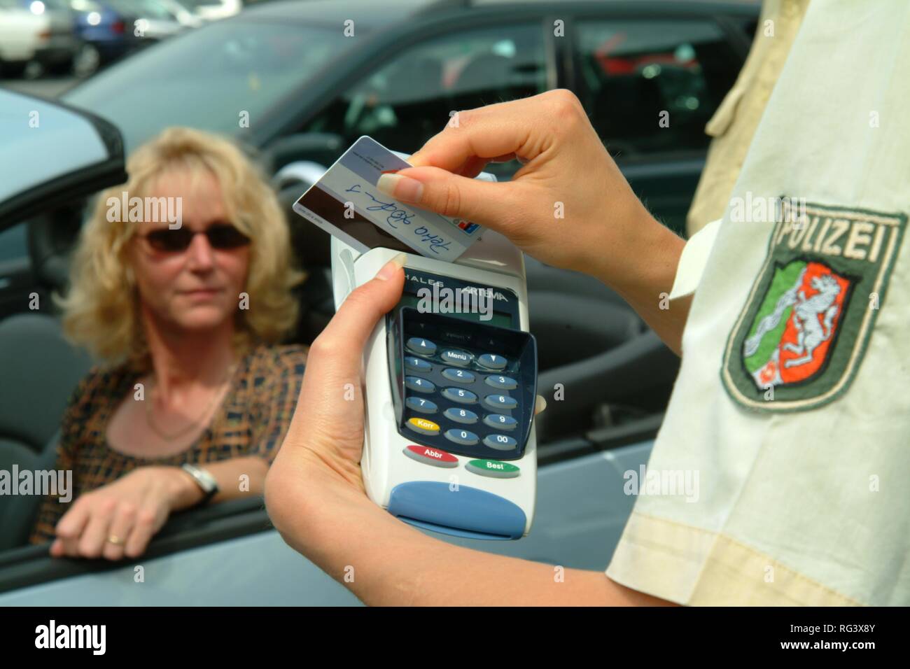Creditcard payment speeding hires stock photography and images Alamy