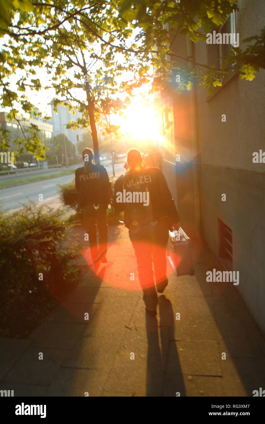 DEU, Germany, Essen: Begin of the morning shift.Daily police life. Officer from a city police station. Stock Photo