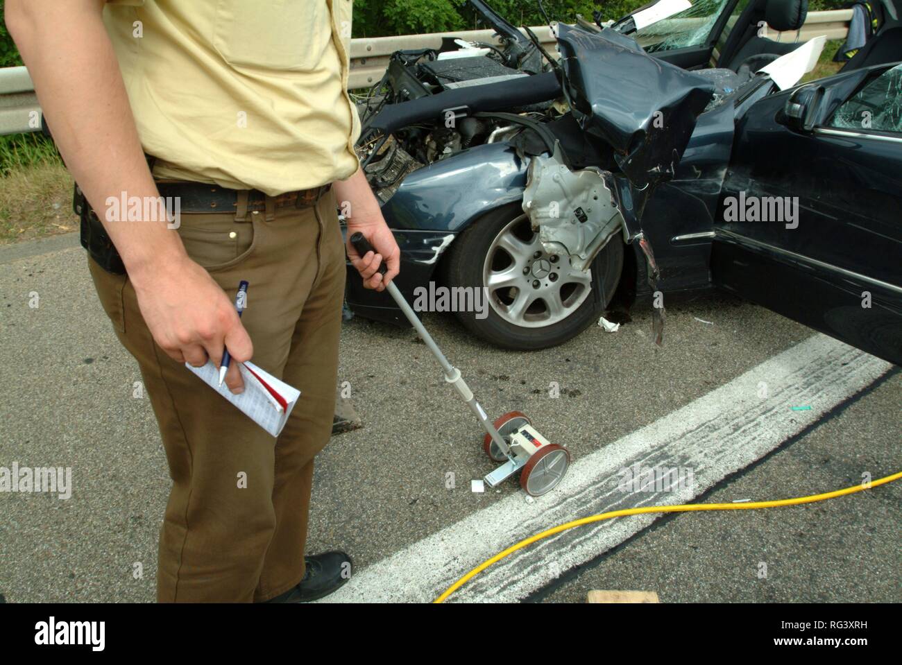 Deu Germany Nrw Heavy Accident On The Autobahn Motorway A1 Near Bad Muenstereifel A Mercedes Benz Car Crashed With A App Stock Photo Alamy