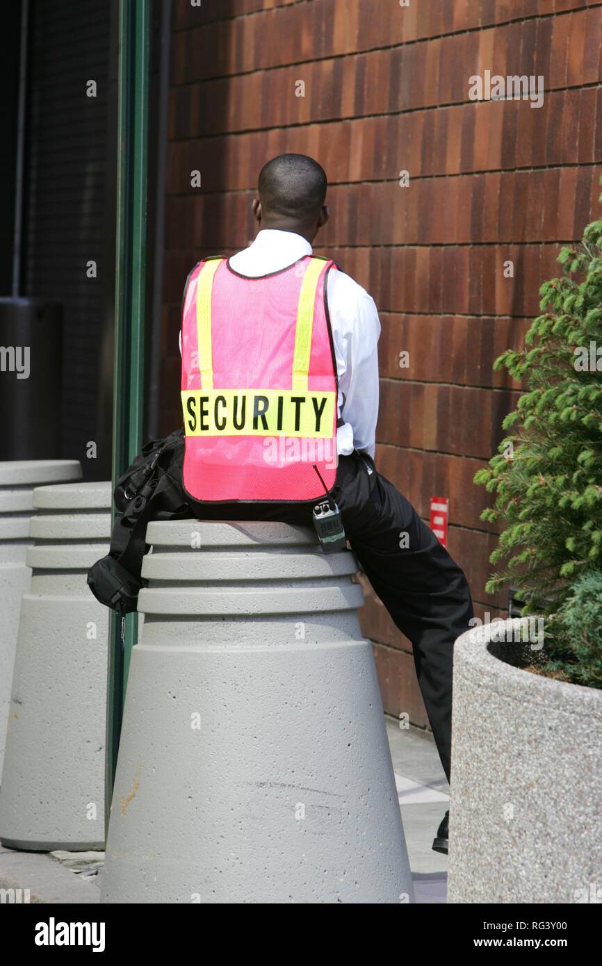 USA, United States of America, New York City: Security guard on a break. Stock Photo