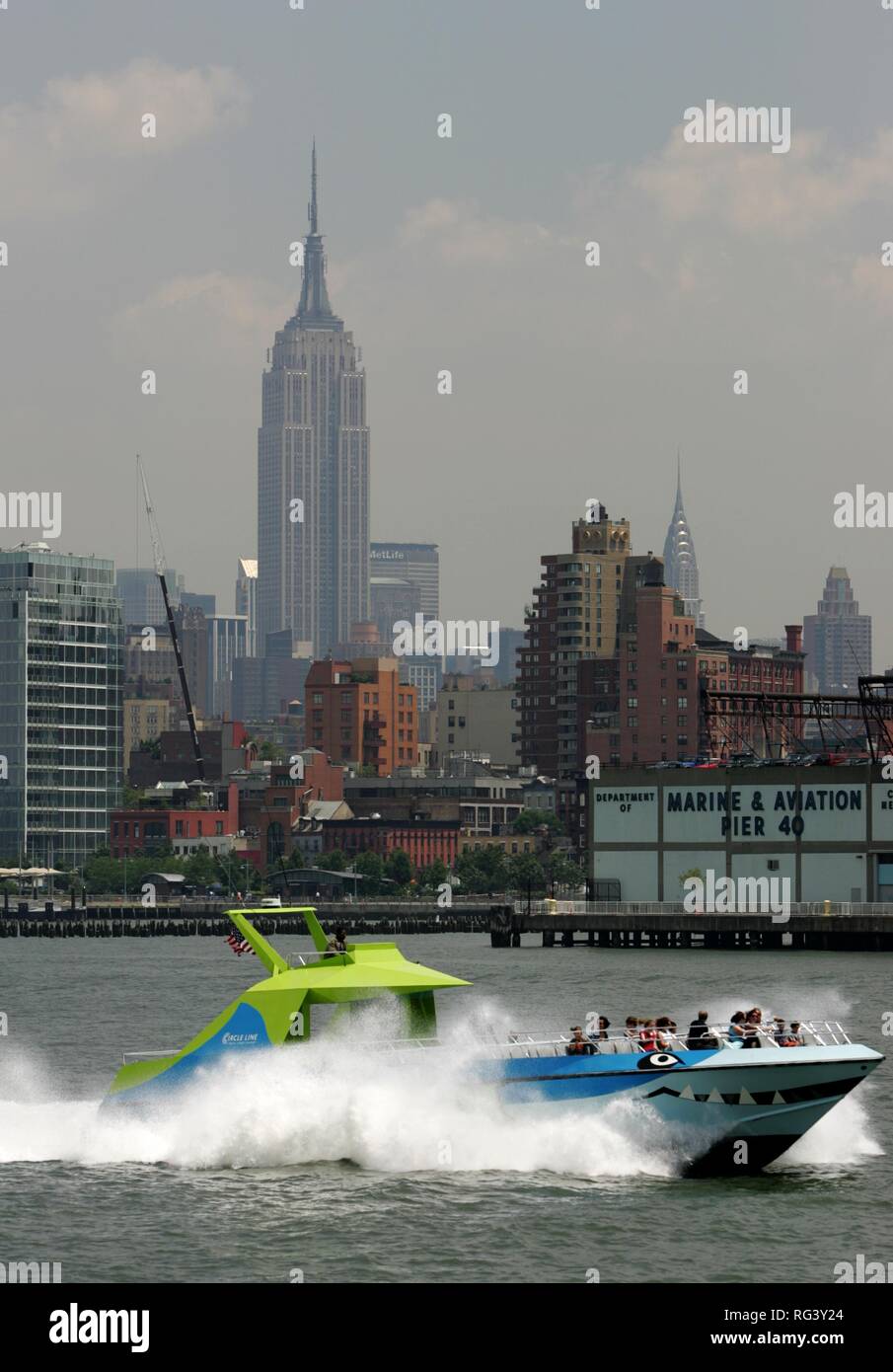 USA, United States of America, New York City: Sightseeing trip on the speedboat 'Beast' on the Hudson River Stock Photo
