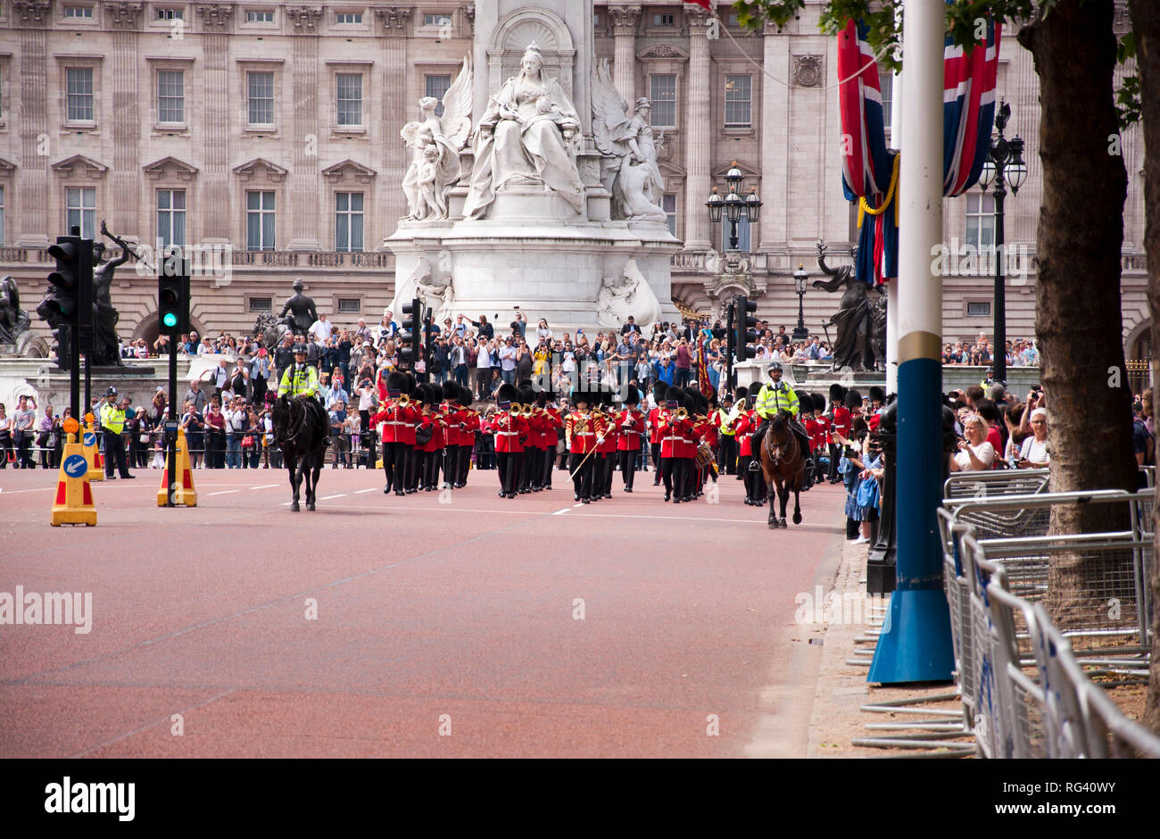 The Changing of the Guard, on the Mall in London Stock Photo