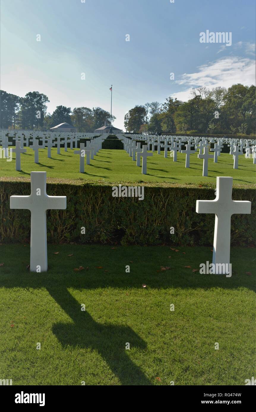 Maddingley Cemetery Madingley American war graves military cemetery, Cambridge England ...