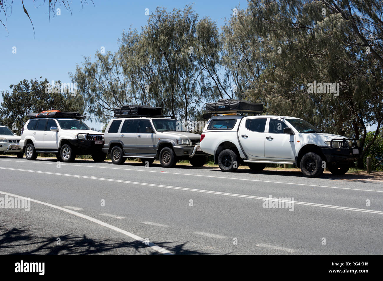 Fourwheel drive vehicles parked at Point Lookout, North Stradbroke