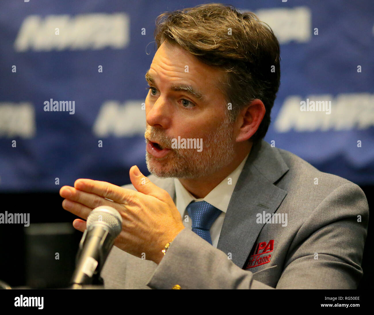 Charlotte, North Carolina, USA. 27th Jan, 2019. Retired NASCAR Driver JEFF GORDON speaking at his 2019 National Motorsports Press Association (NMPA) Hall of Fame Induction ceremony press conference on January 27, 2019 in Charlotte, N.C. Credit: Ed Clemente/ZUMA Wire/Alamy Live News Stock Photo