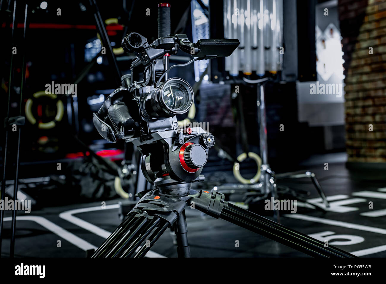 Tv Studio Background High Resolution Stock Photography And Images Alamy Tv Studio Background High Resolution Stock Photography And Images Alamy