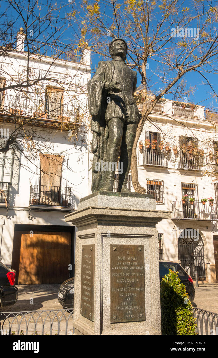 Staue in honour of Don Juan Tenorio, Seville, Andalucia, Spain. Stock Photo