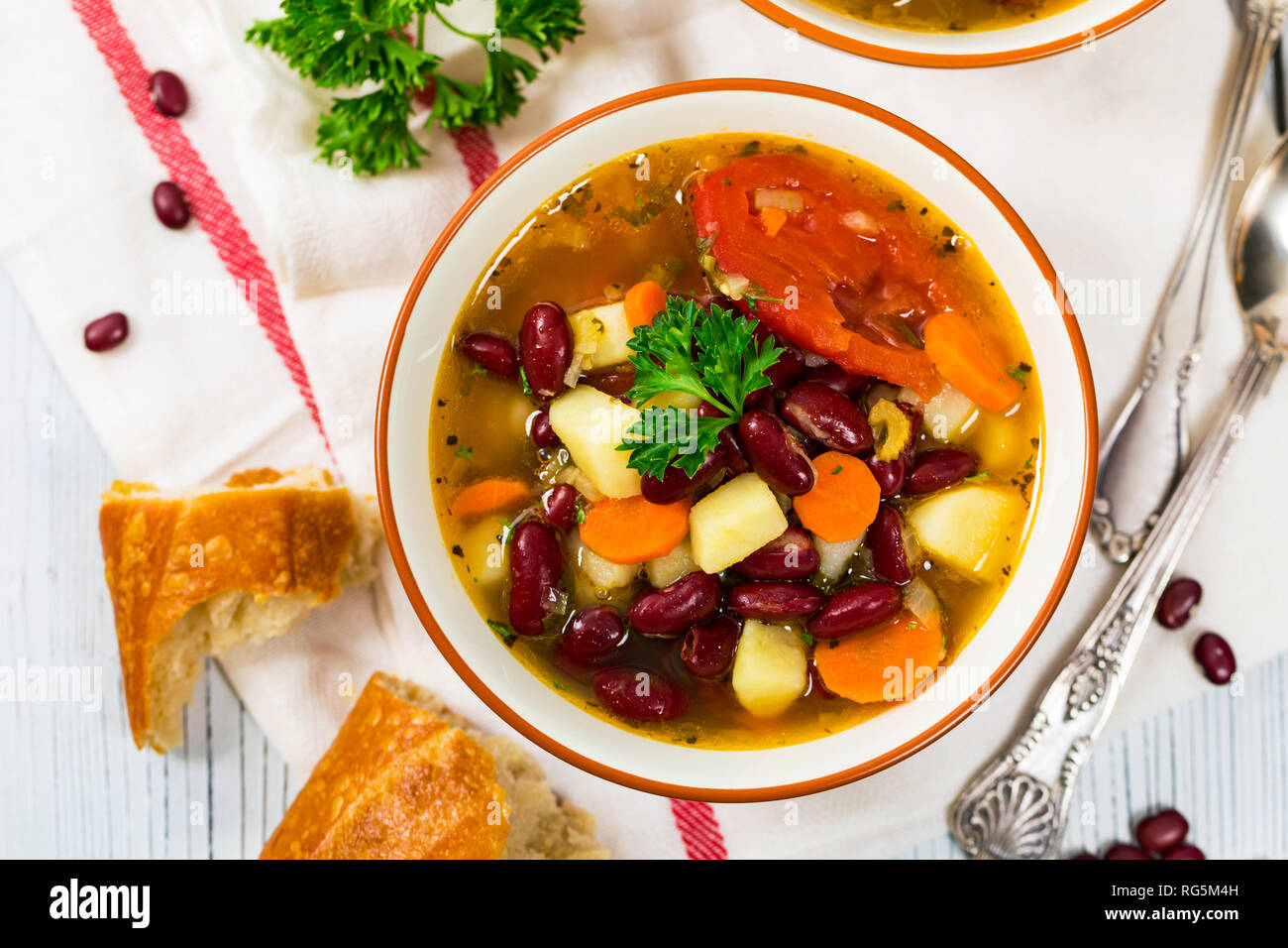 Vegetarian Red Kidney Bean Vegetable Soup Stock Photo Alamy