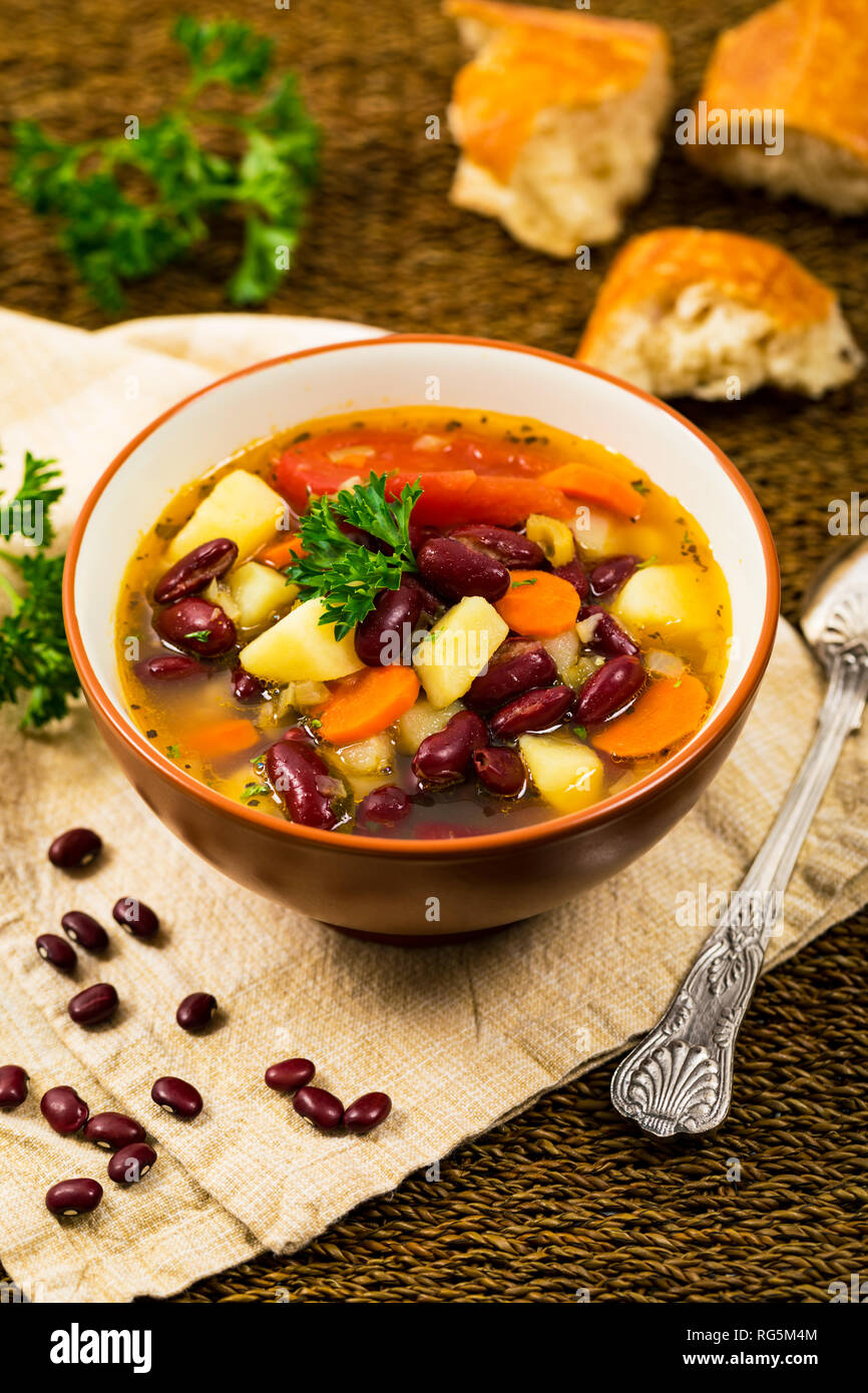 Vegetarian Red Kidney Bean Vegetable Soup Stock Photo Alamy