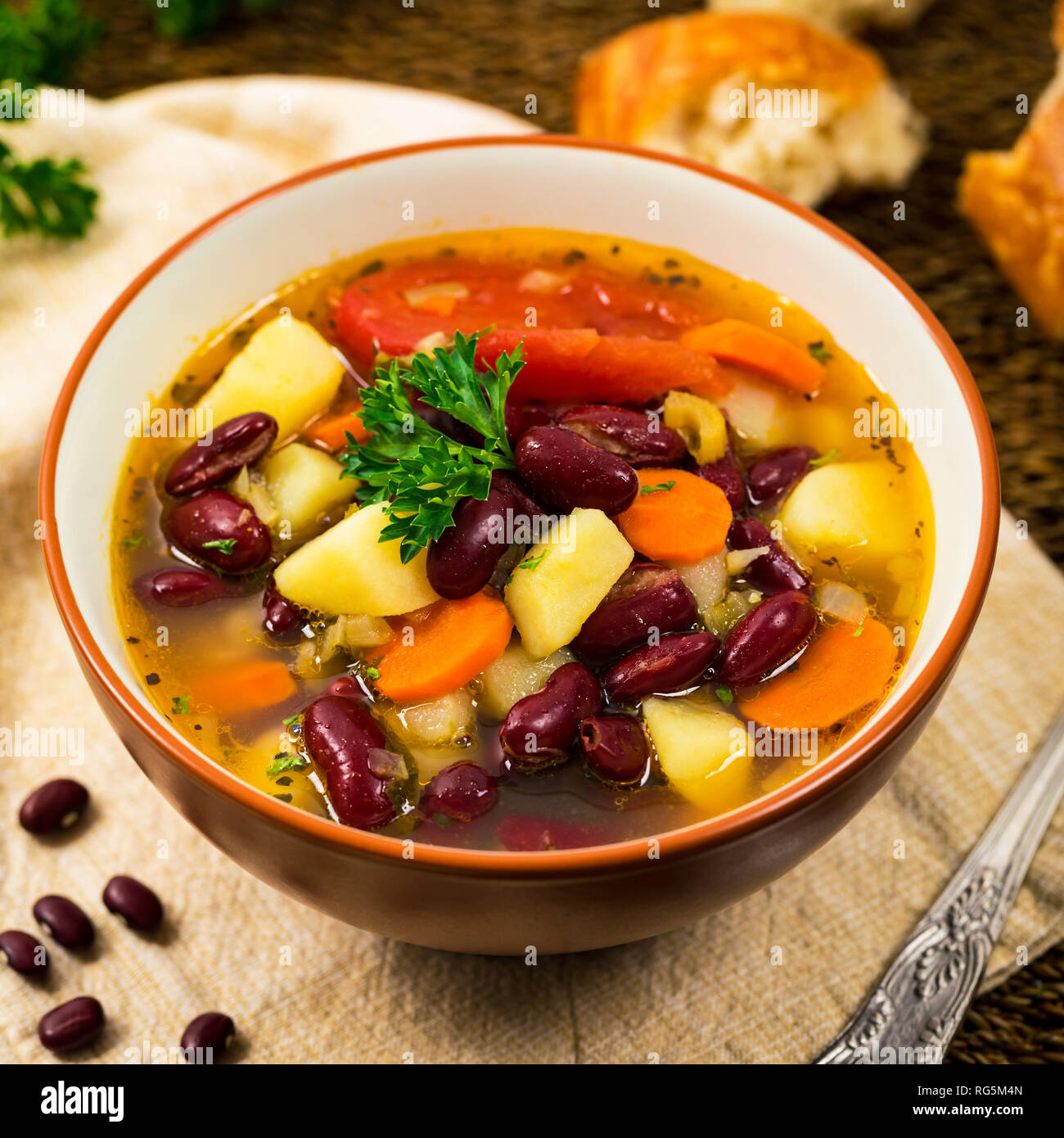 Vegetarian Red Kidney Bean Vegetable Soup Stock Photo Alamy