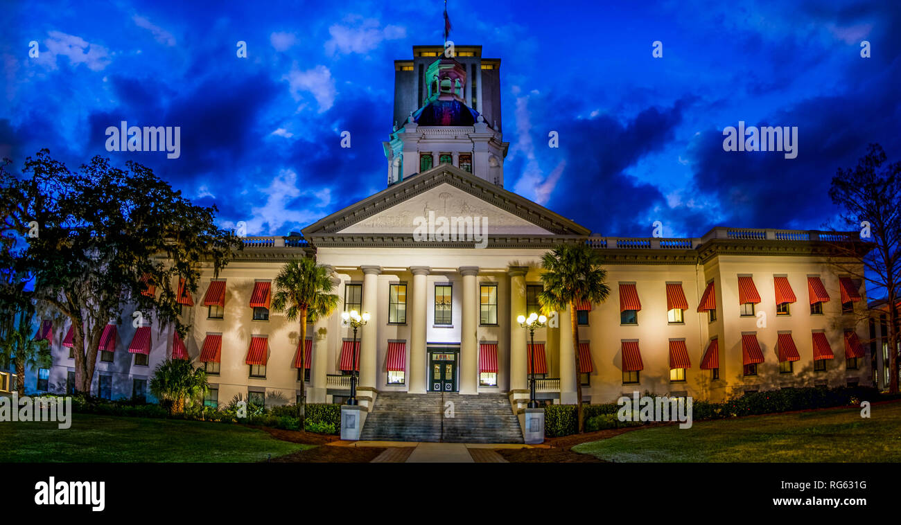 Old State House Front View With Iconic Red And White Awning In Tallahassee Florida Illuminated At Night With Modern Capital High Rise In Background Stock Photo Alamy