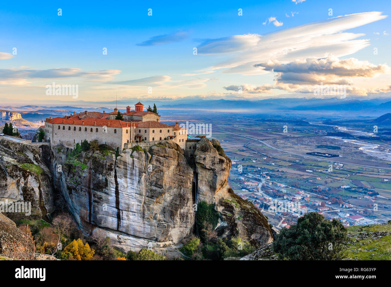 holy-monastery-agios-stefanos-meteora-hi-res-stock-photography-and