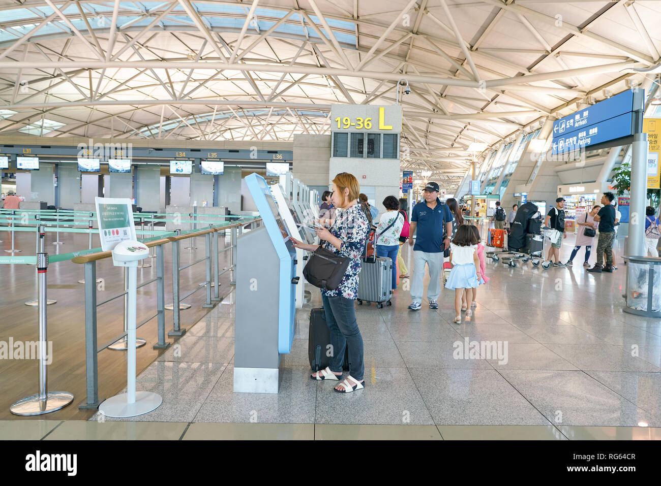 INCHEON, SOUTH KOREA - CIRCA JUNE, 2017: check-in area at Incheon ...
