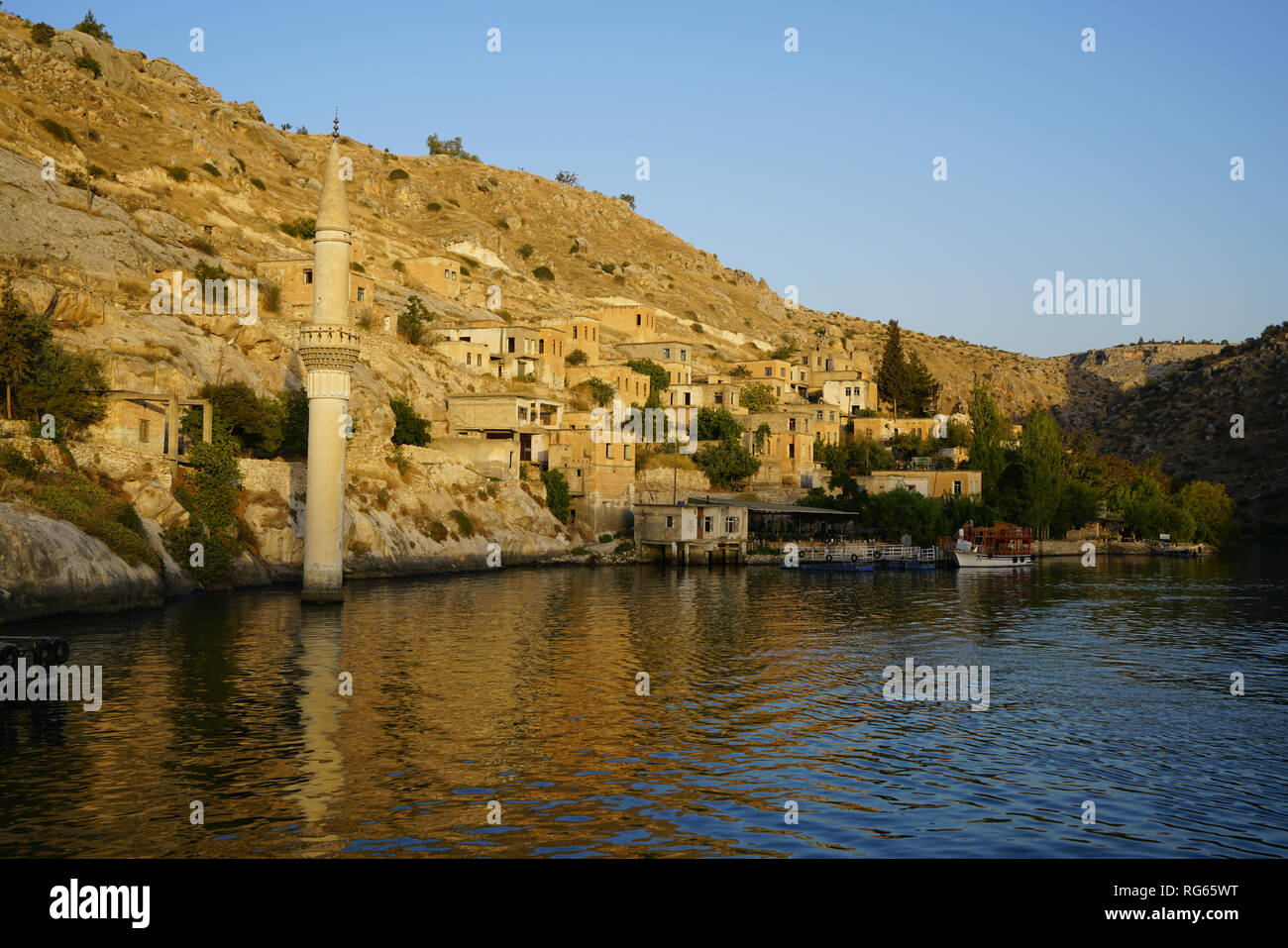 Village and mosque stayed under water of Firat River (Euphrates), Halfeti, Turkey Stock Photo