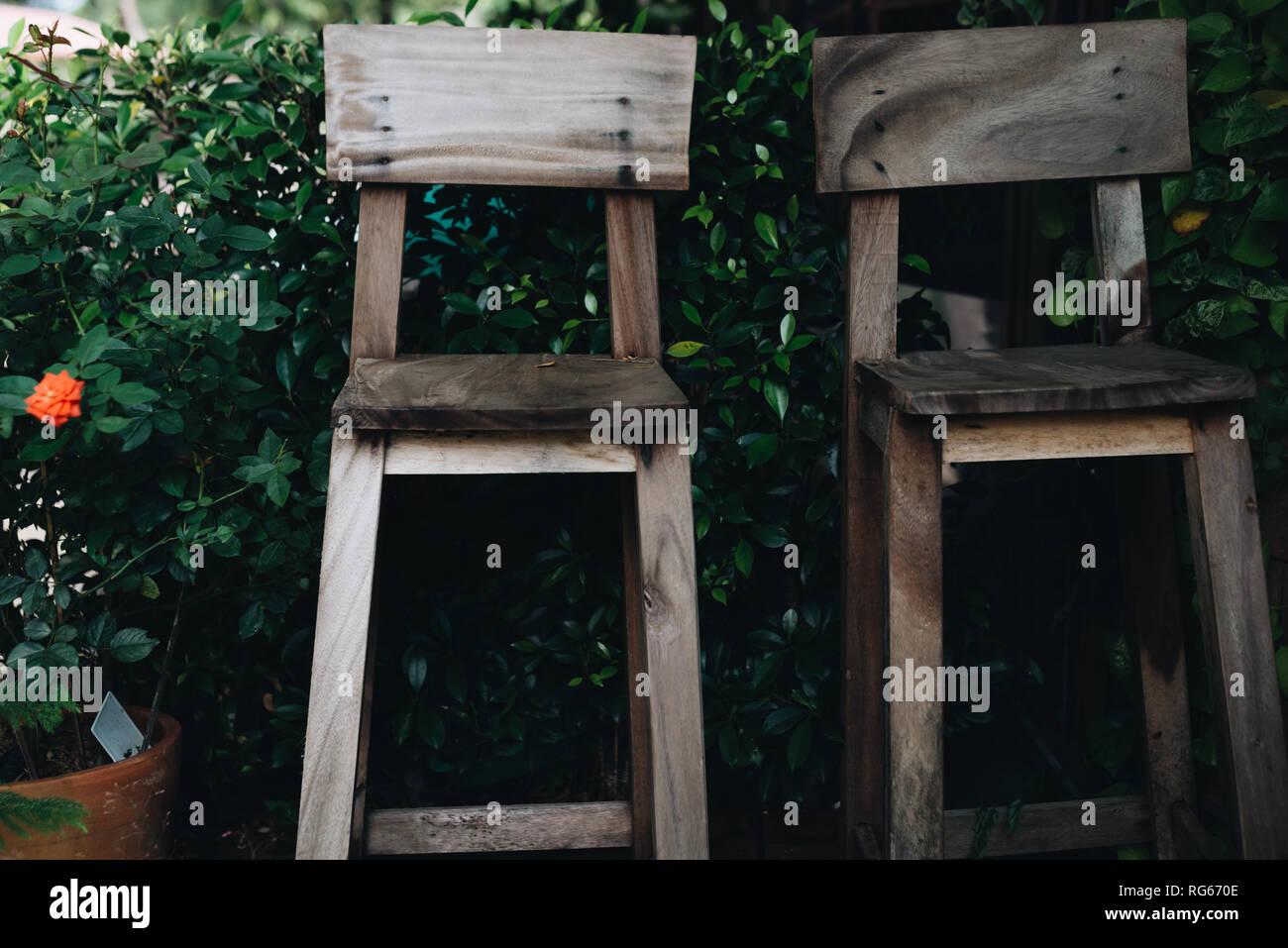 Rustic garden wooden chairs hires stock photography and images Alamy