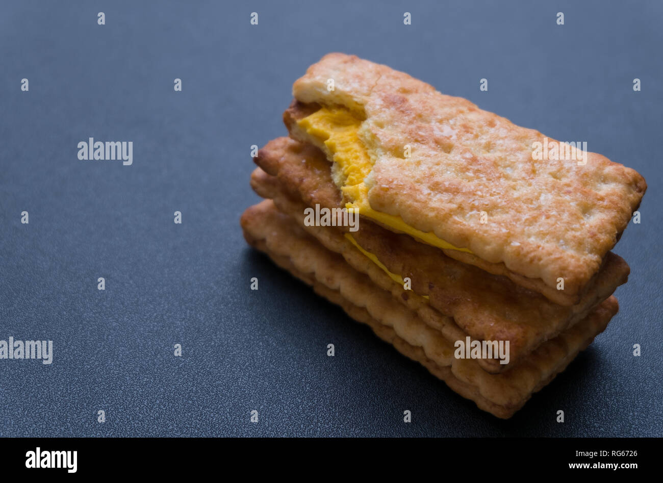 Cracker sandwich cheese Stock Photo Alamy