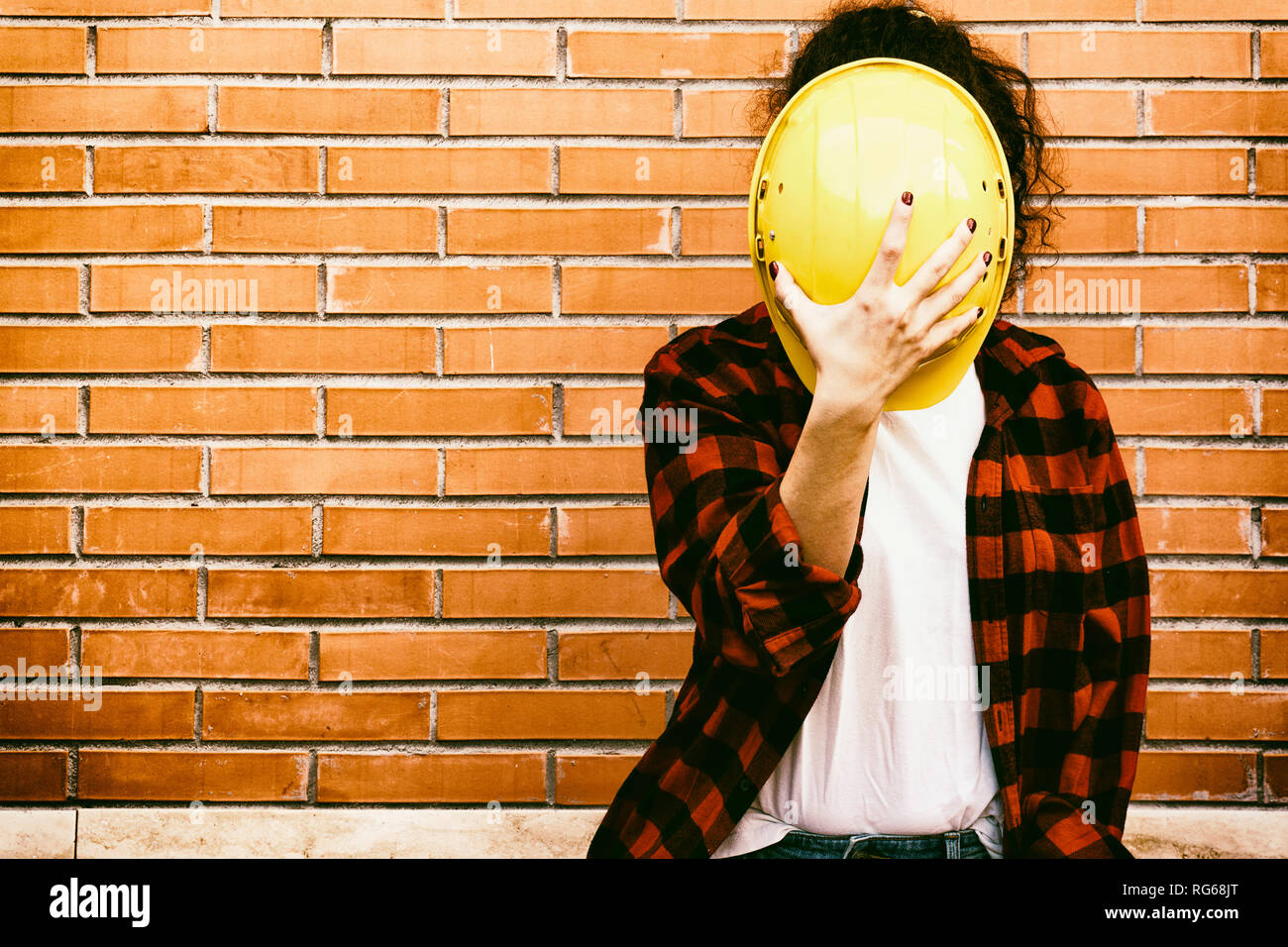 woman construction worker with safety helmet Stock Photo - Alamy