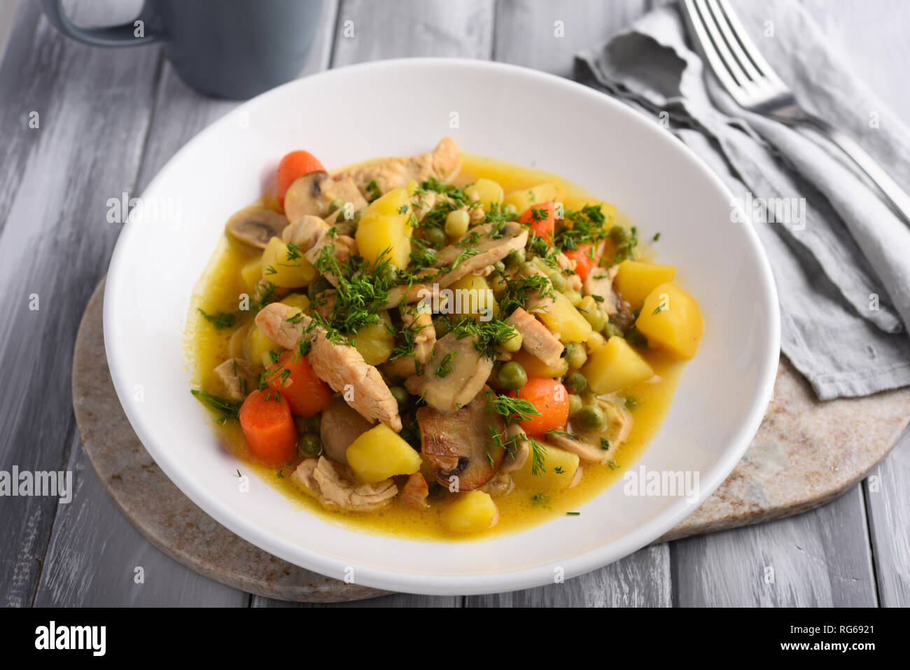 Chicken fricassee hires stock photography and images Alamy