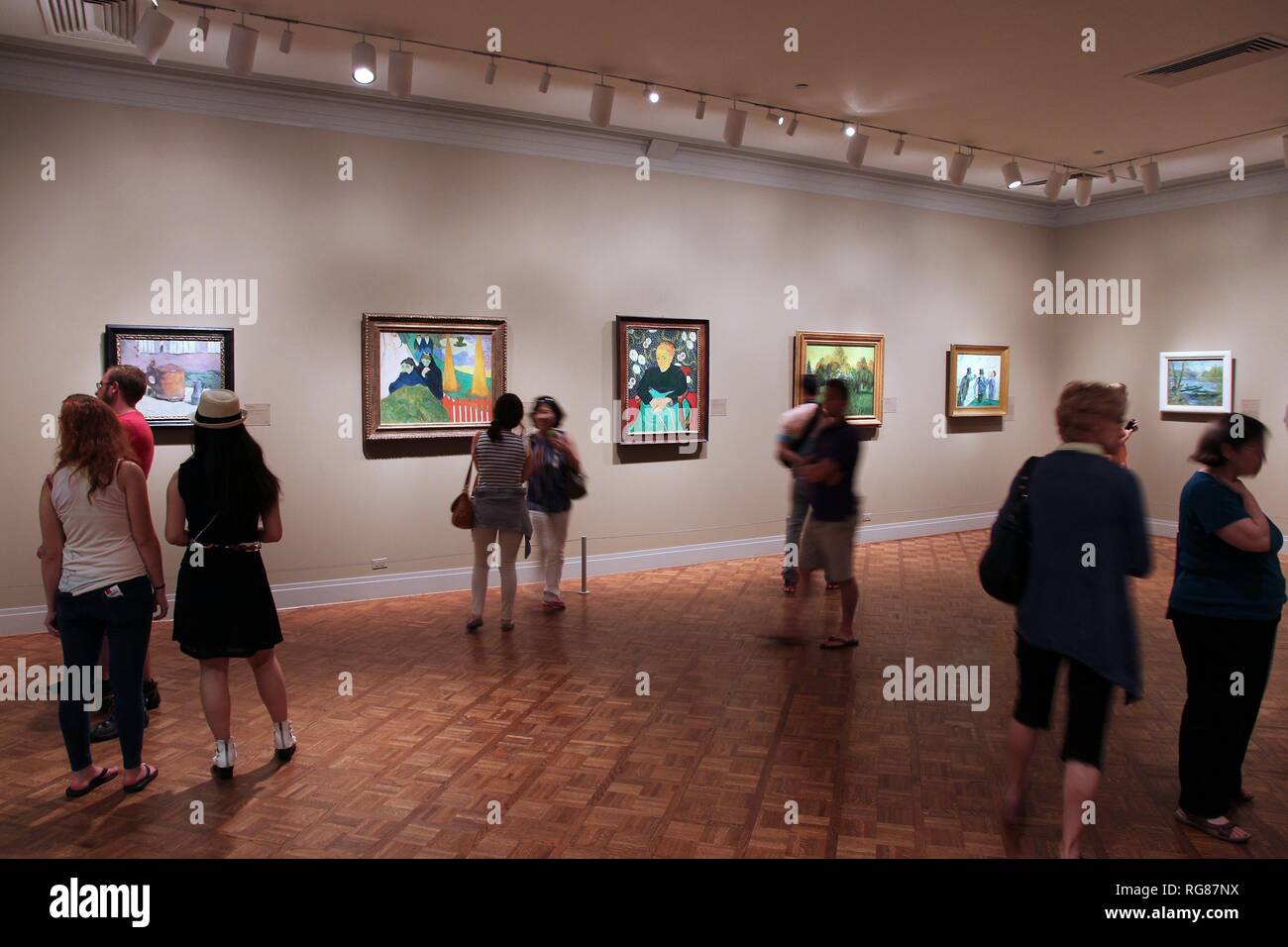 CHICAGO, USA JUNE 28, 2013 Visitors admire art at famous Art Institute of Chicago. It is the