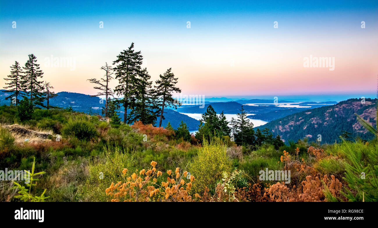 Rural british landscape hi-res stock photography and images - Alamy