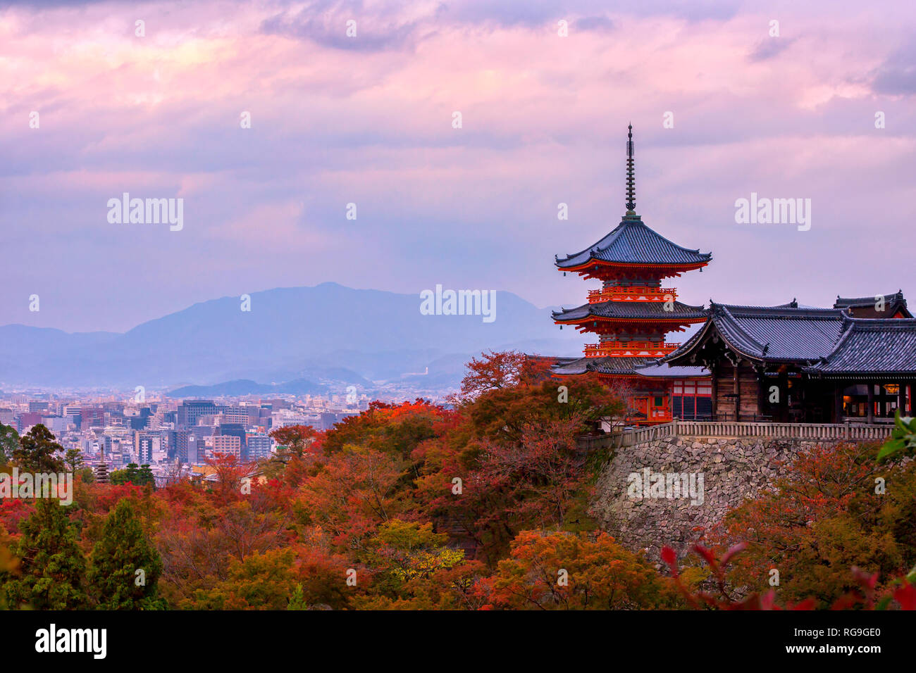Sunrise over Sanjunoto pagoda and Kiyomizu-dera Temple in the autumn season, Kyoto Stock Photo
