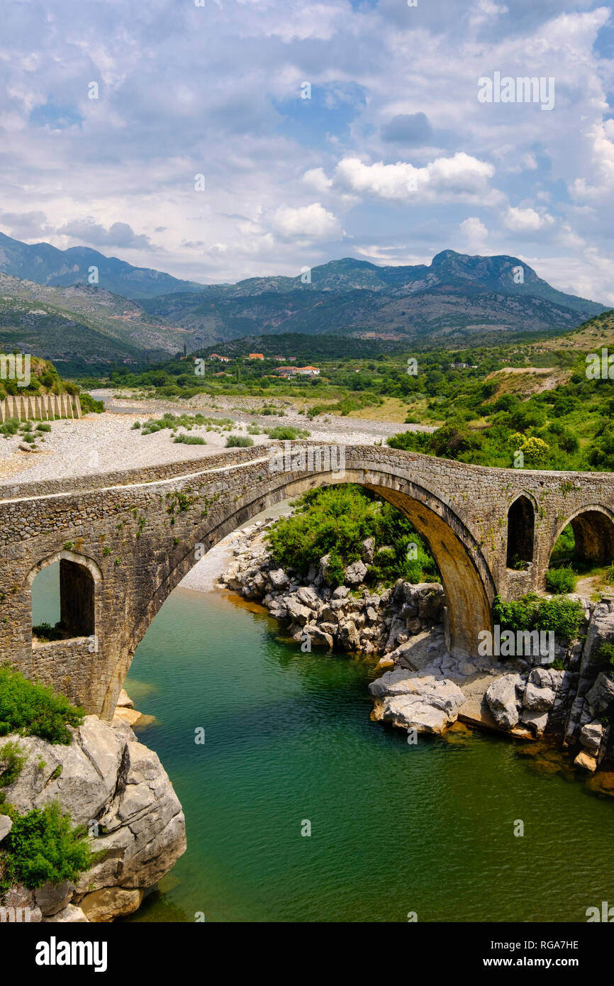 Albania, Shkoder, Arch Bridge Ura e Mesit, Kir river Stock Photo