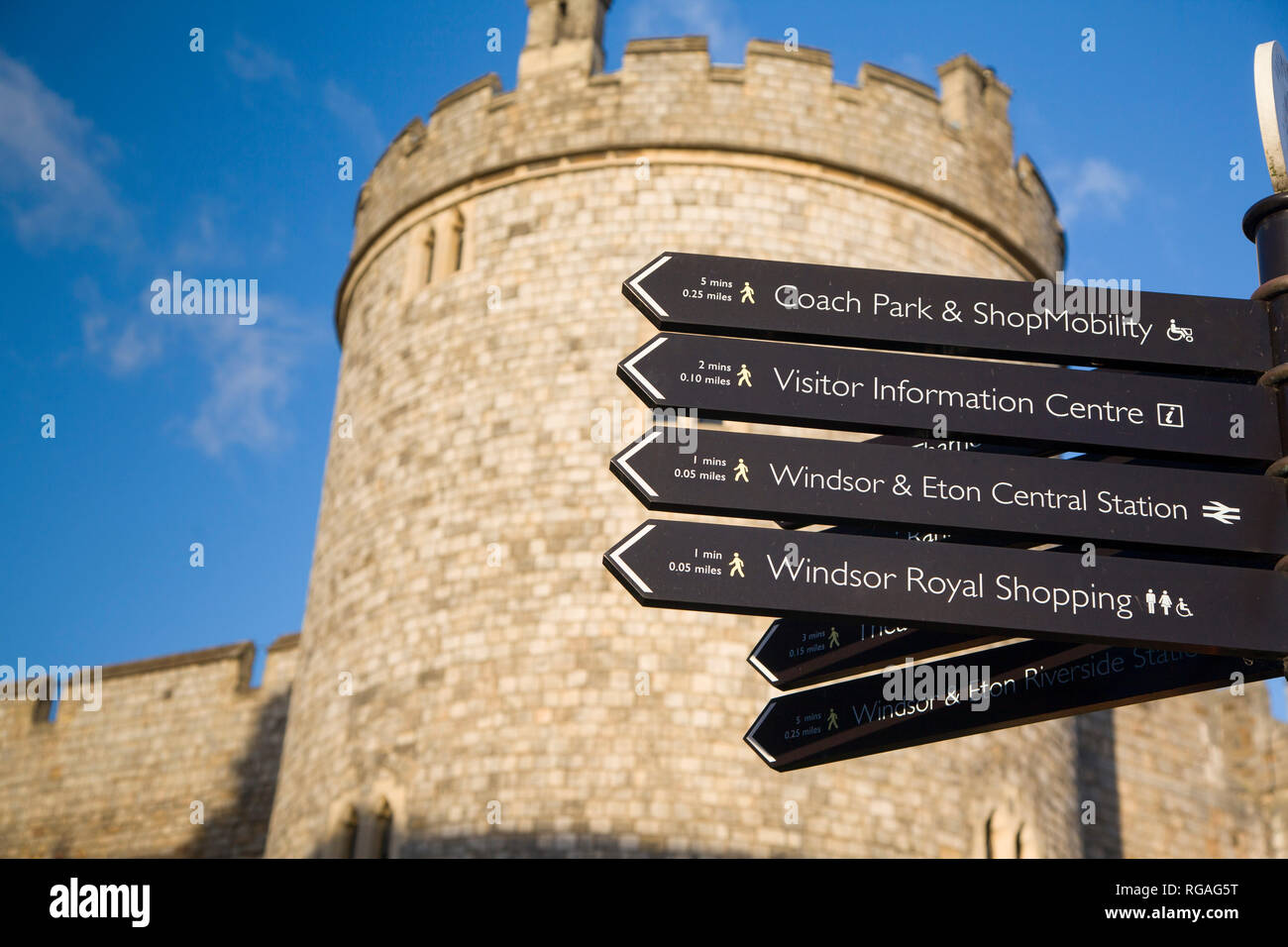 Windsor castle sign hires stock photography and images Alamy