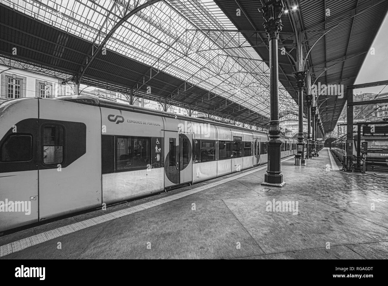 Hall of the San Bento train station decorated with blue tiles, an account of the history of Portugal in the city of Porto Stock Photo
