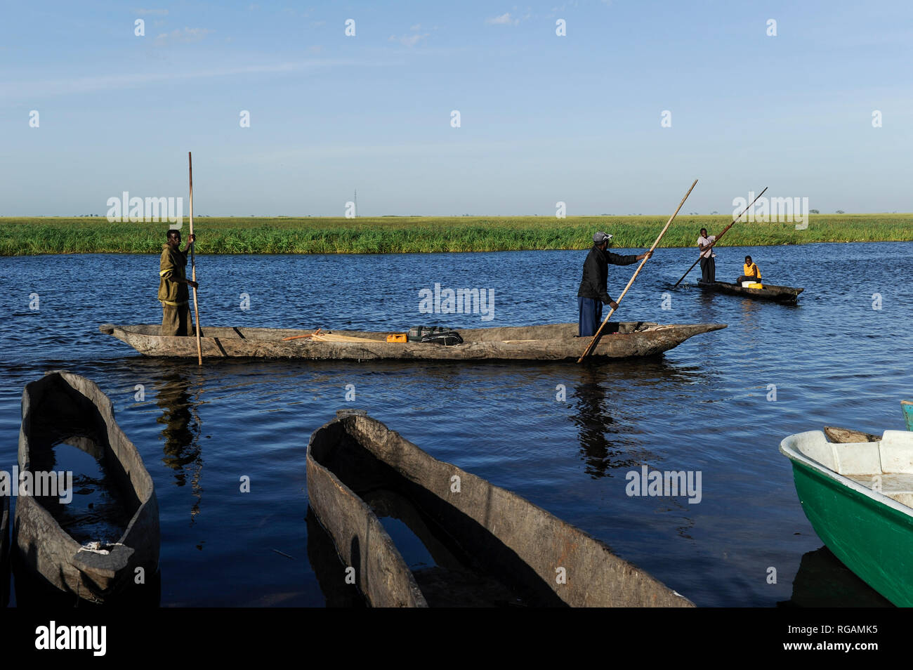 ZAMBIA Barotseland Mongu, Mulamba harbour at river Zambezi flood plain / SAMBIA Barotseland , Stadt Mongu , Hafen Mulamba in der Flutebene des Zambezi Fluss Stock Photo