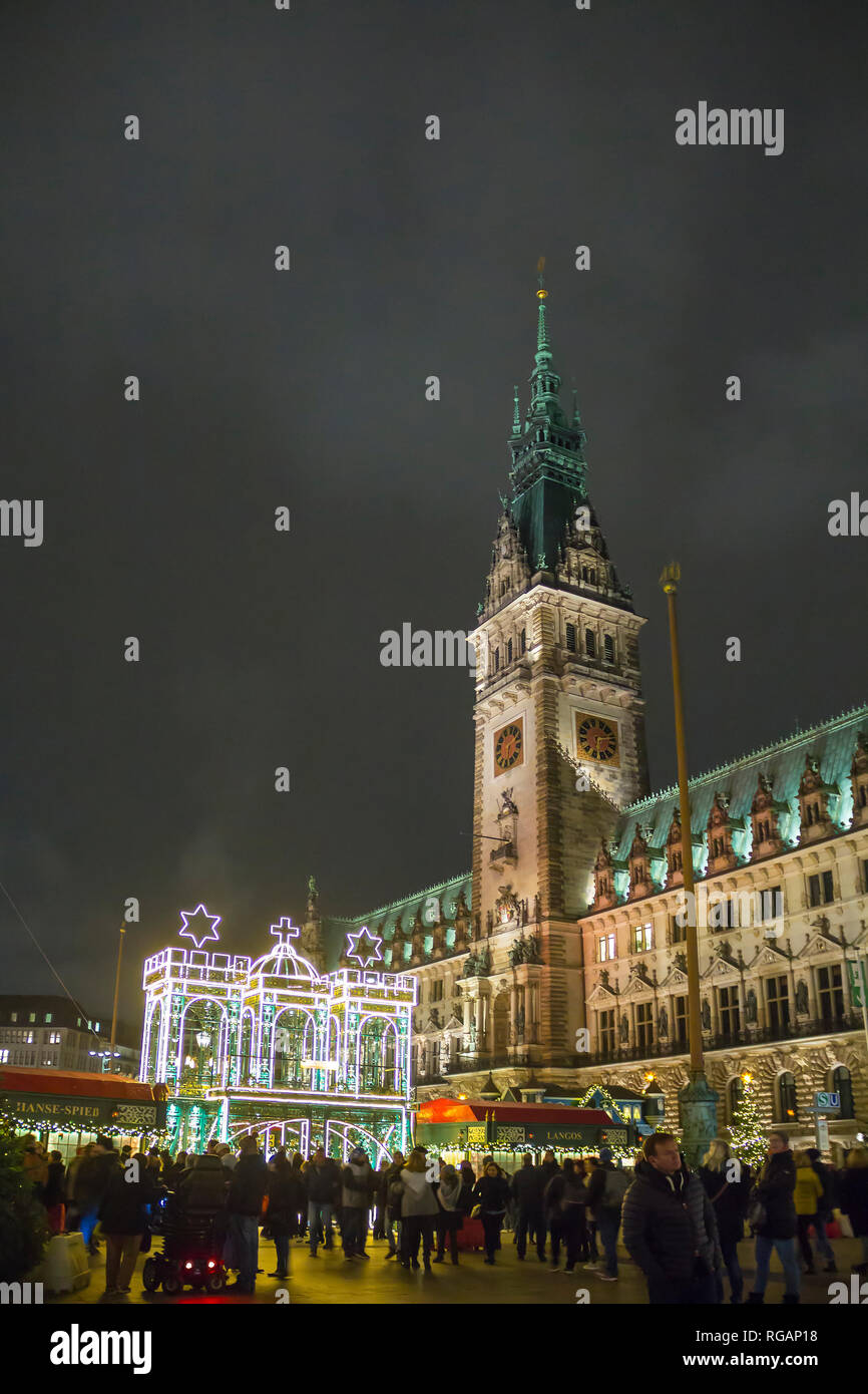 HAMBURG, GERMANY - DECEMBER 14, 2018: Crowded central square of Hamburg with Christmas market near cityhall Stock Photo