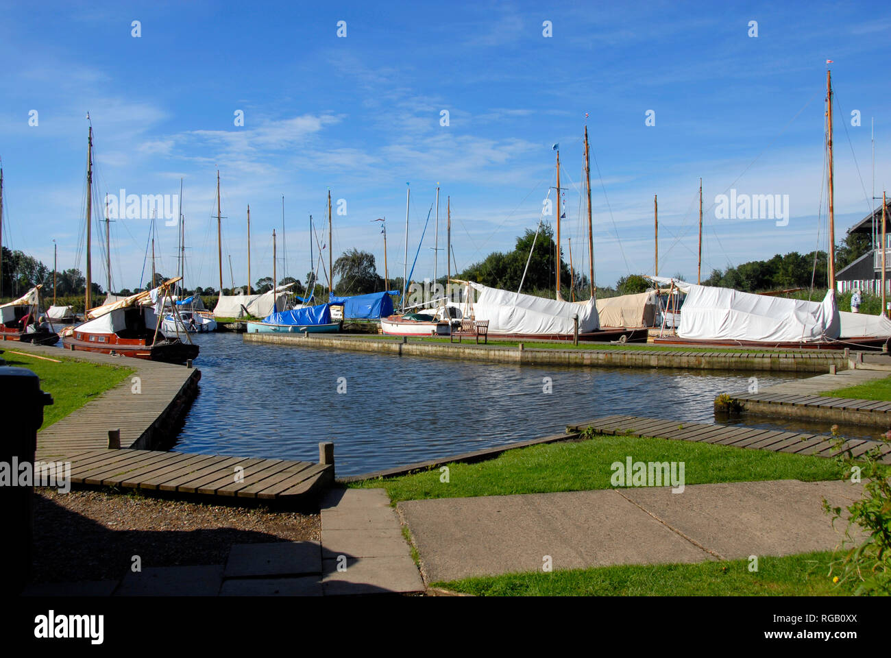 Moorings For Rent Hi res Stock Photography And Images Alamy moorings-for-rent-hi-res-stock-photography-and-images-alamy