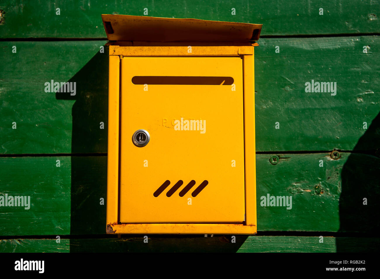 Yellow post box hi-res stock photography and images - Alamy