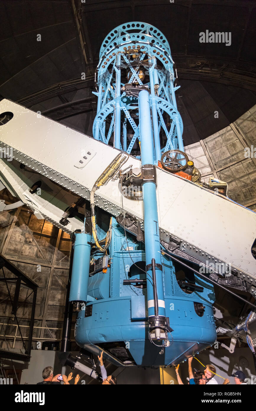 June 9, 2018 Mt Wilson / CA / USA - Group of visitors having a close up view of the historical Hooker 100-Inch telescope, Mt Wilson Observatory comple Stock Photo