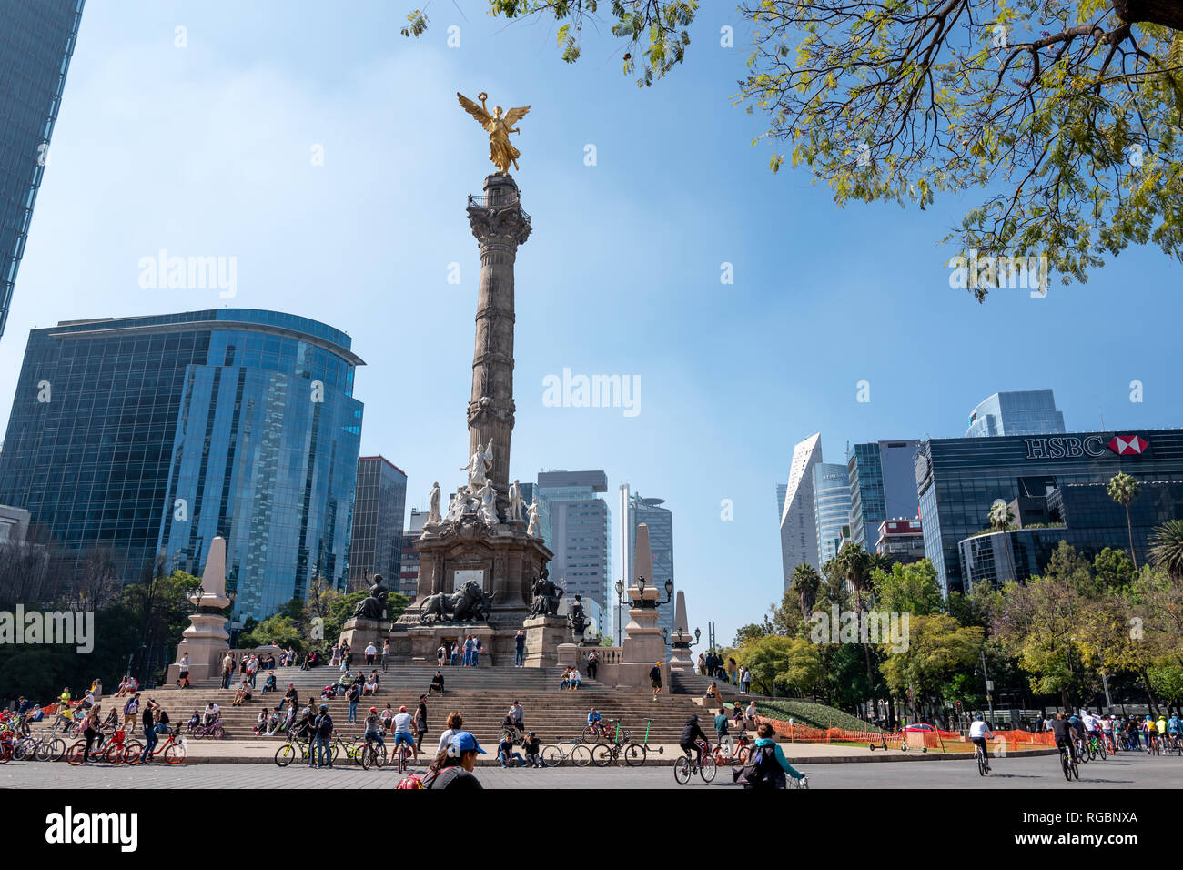 The weekly Sunday bike ride on Paseo de la Reforma in Mexico City Stock Photo
