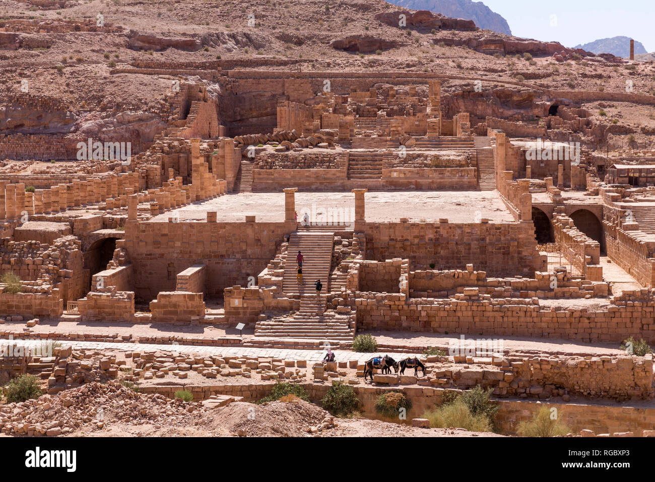 Großer Tempel, Säulenstraße, Petra, Nabatäer Hauptstadt, UNESCO Welkulturerbe, Wadi Musa, Jordanien, Asien Stock Photo