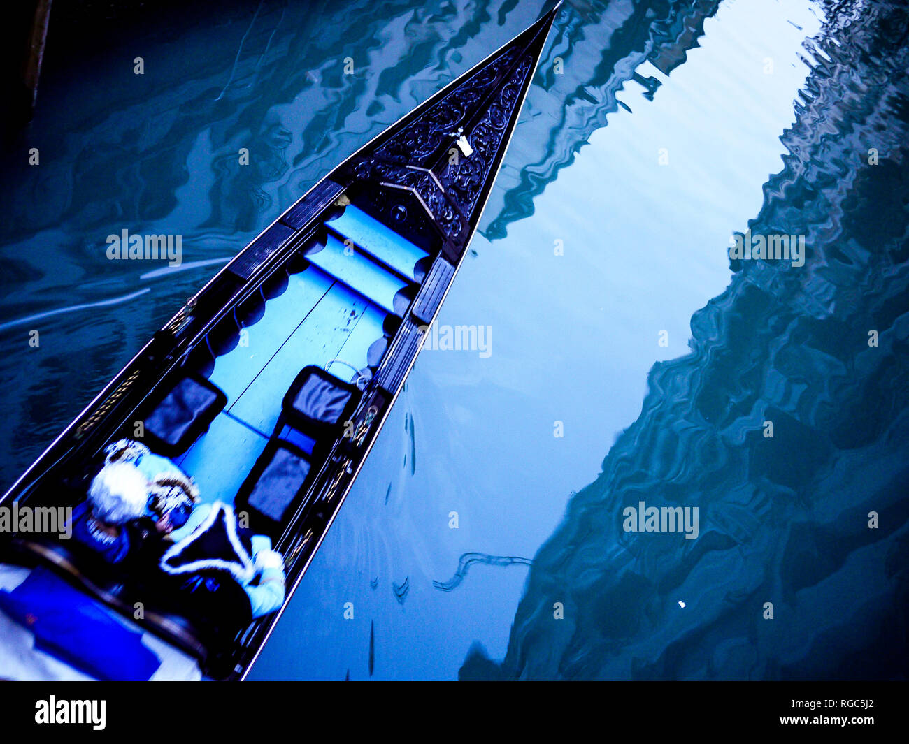 Bllu hi-res stock photography and images - Alamy