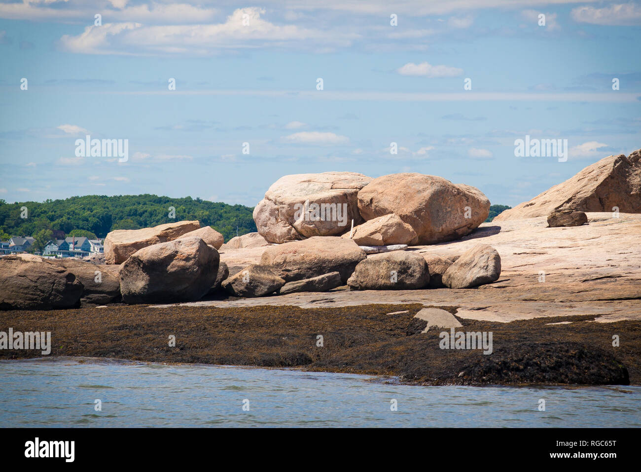 Public Thimble Island Tour from a boat with public viewing of homes