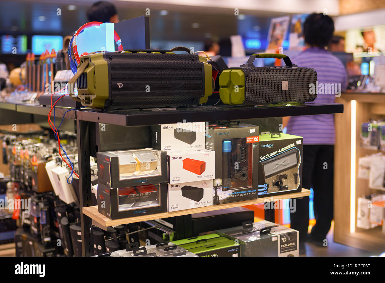 Electronics Shop Singapore High Resolution Stock Photography and Images