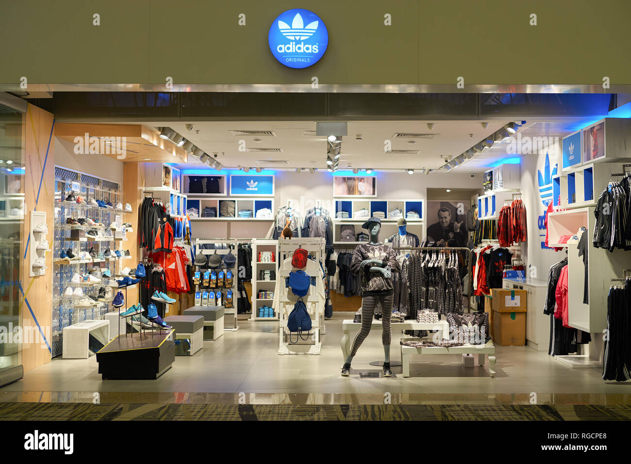 SINGAPORE - CIRCA SEPTEMBER, 2016: Adidas store at Singapore Changi Airport.  Changi Airport is one of the largest transportation hubs in Southeast Asi  Stock Photo - Alamy