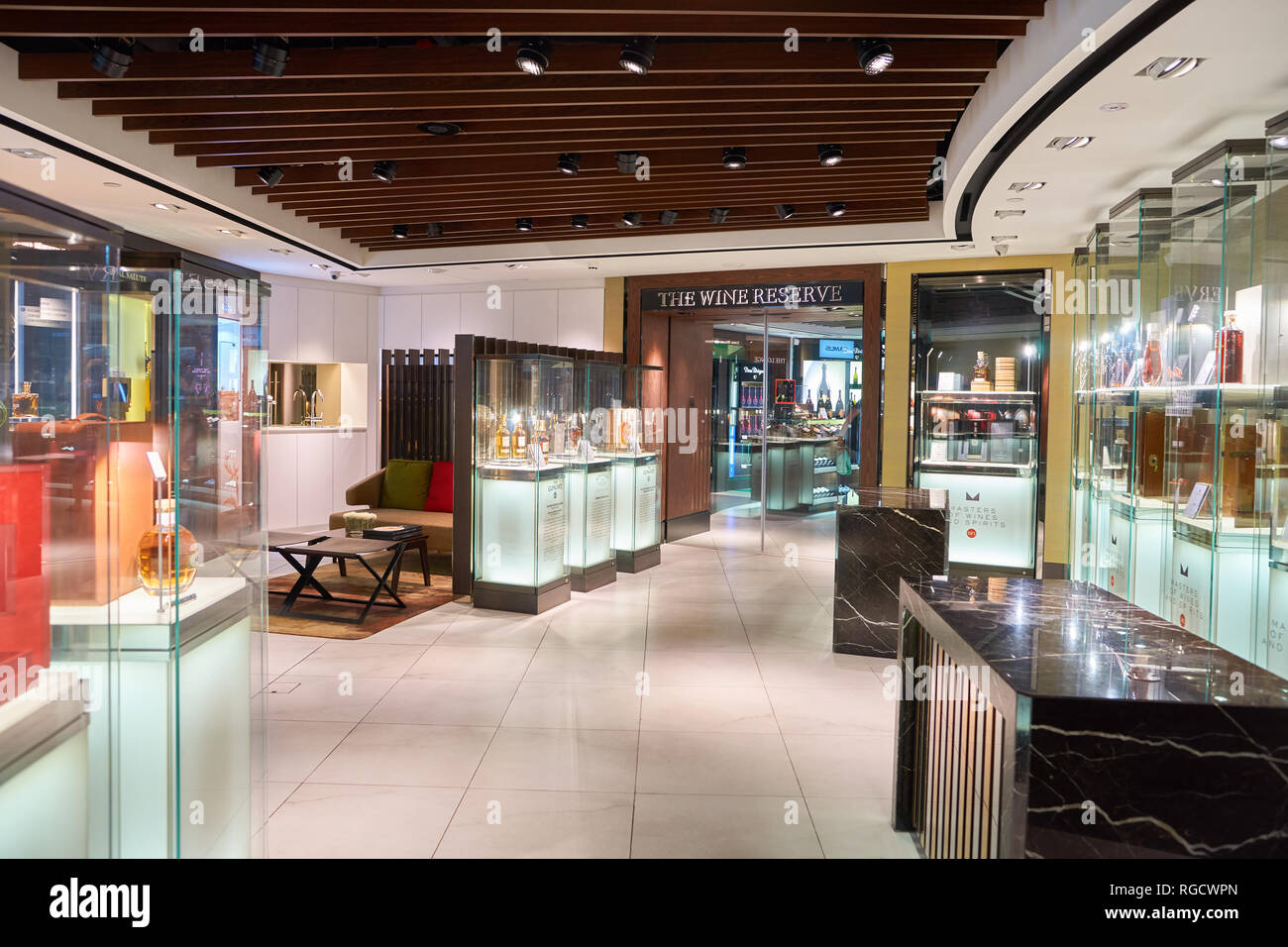 Page 2 Wines And Spirits High Resolution Stock Photography And Images Alamy